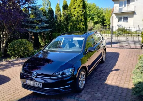 Volkswagen Golf cena 41800 przebieg: 152000, rok produkcji 2017 z Toruń małe 46